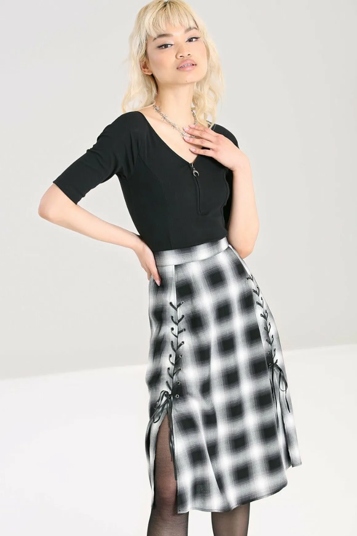 Avril Skirt