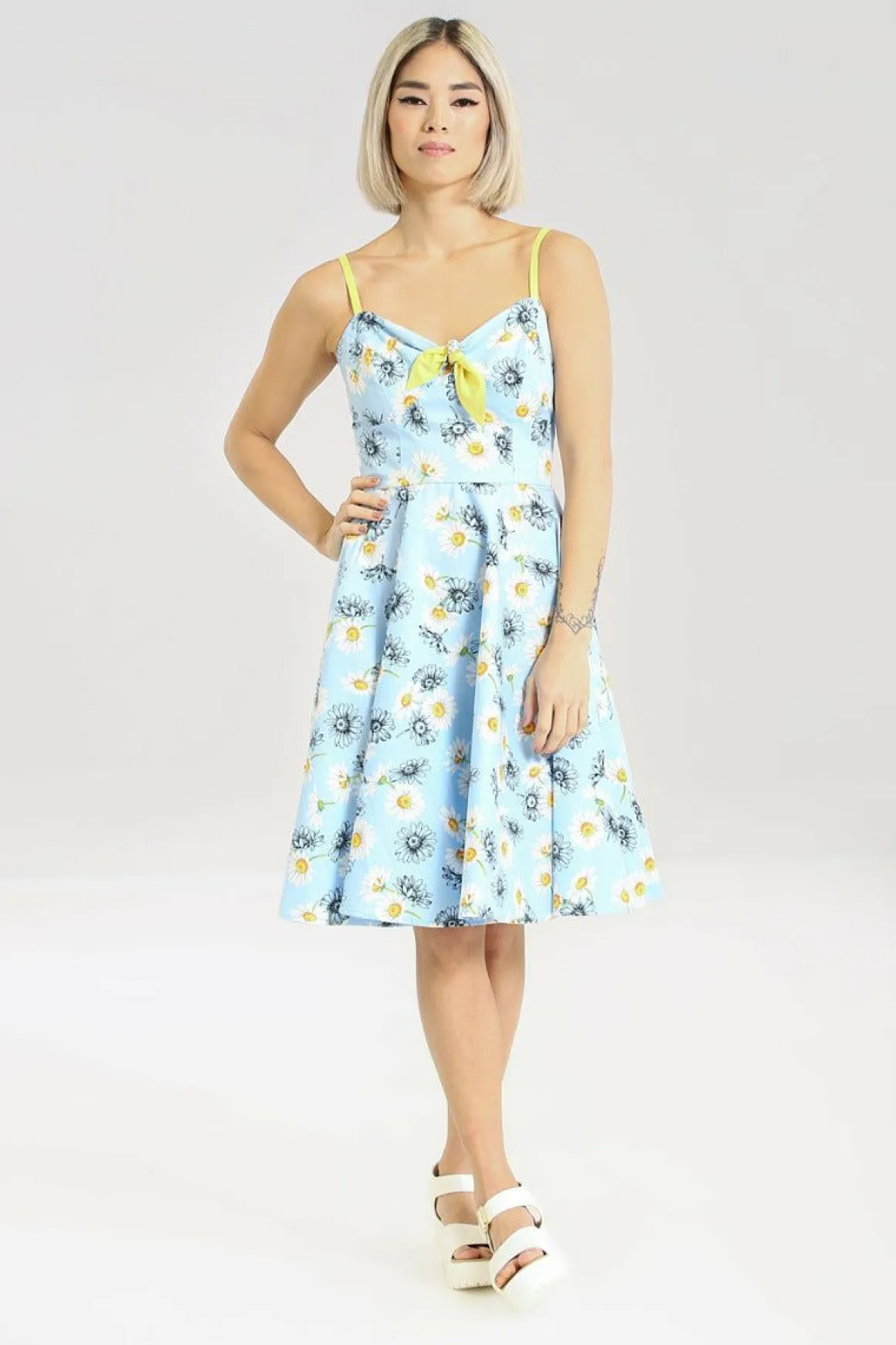 Daisy Mid Dress