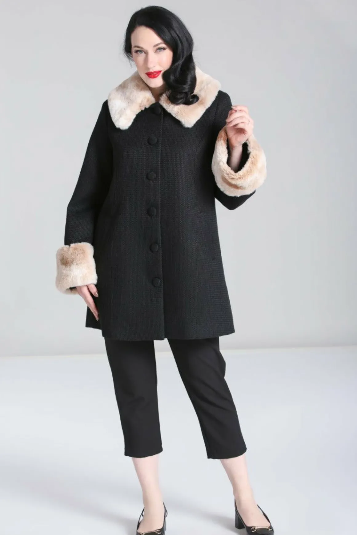 Faustine Coat