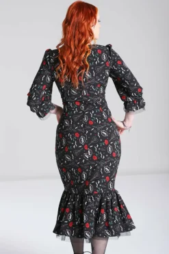 Lilith Maxi Dress