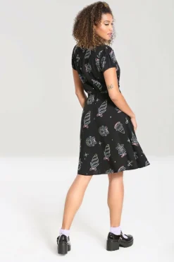 Merry Mid Dress